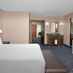 King Room Pool View